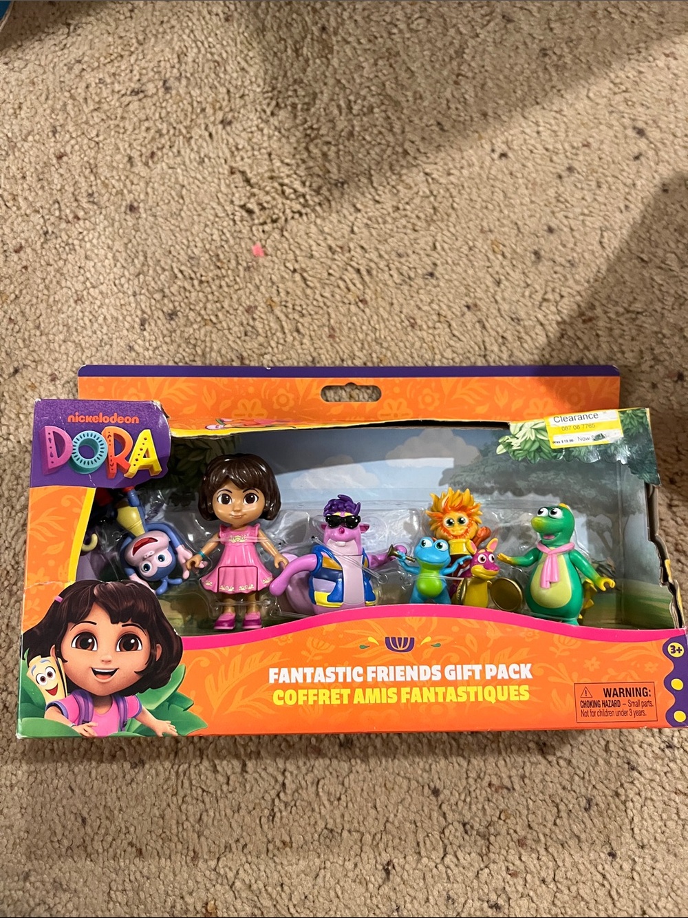 Nickelodeon Dora Playset with Pink Dora and Colorful Friends